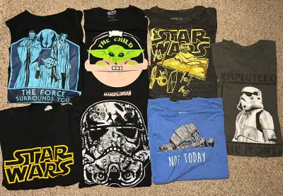 Star Wars Adult Graphic T-Shirts Like New $10-$15 each, sizes M & L. Shipping available