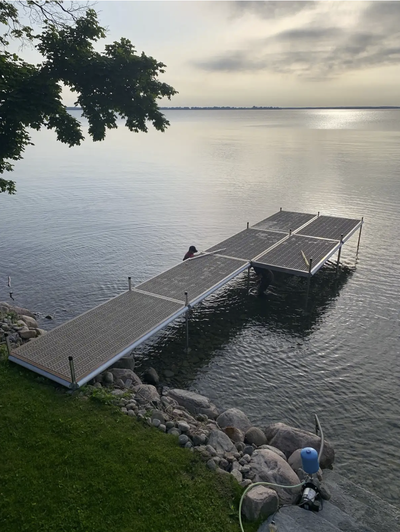 5FT X 10FT DOCK BUY DIRECT FROM THE MANUFACTURER AND SAVE !! 5 FT X 10FT EASY FRAME DOCKS Not includ...