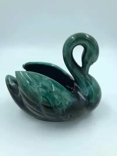 Blue Mountain swan planter, View more