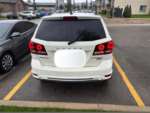 Dodge journey 2015551125909745838081