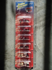 Johnny Lightning 2002 Toy Fair          6 Car set