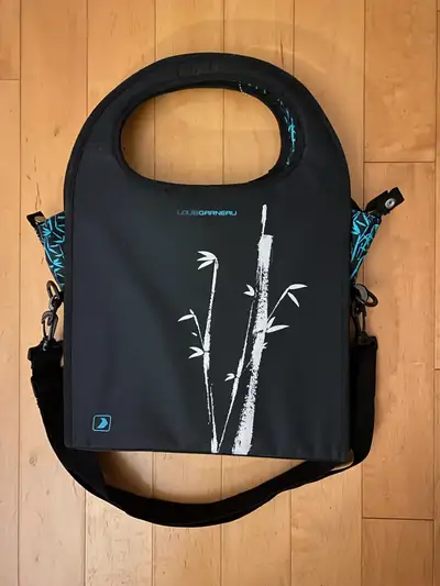 Sac et sacoche de vélo Louis Garneau (2 en 1), View more