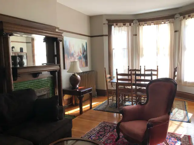 Downtown Two Bedroom Furnished Apartment   in Long Term Rentals in London - Image 4