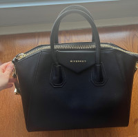 Black Medium Leather Bag