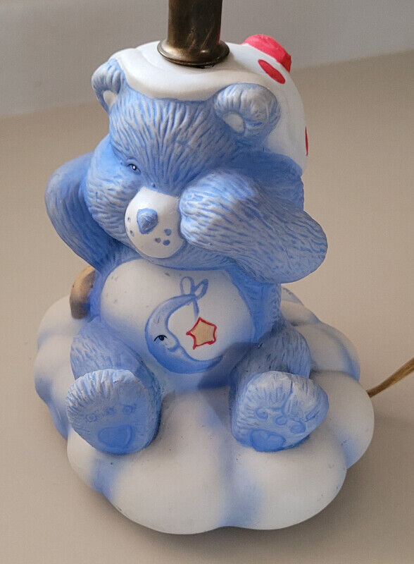 Vintage 1983 Care Bears Bedtime Blue Bear Porcelain Lamp w/Shade in Arts & Collectibles in Oshawa / Durham Region - Image 3
