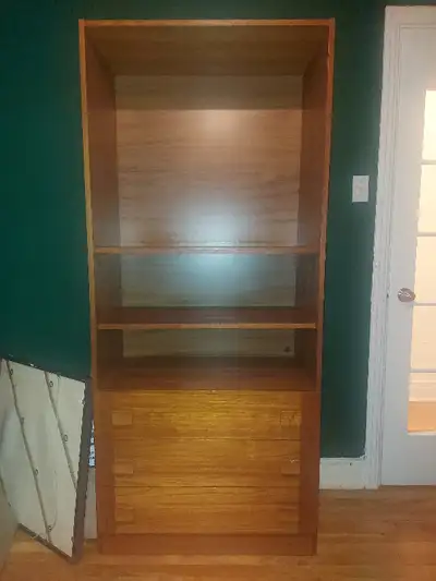 MCM Bookshelf / Bibliothèque Mid-century, View more