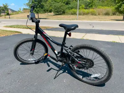 TREK PRECALIBER KIDS BIKE - $250 EXCELLENT CONDITION!!!, View more