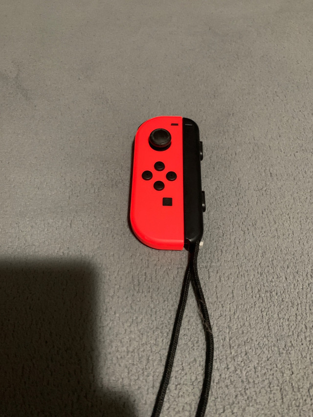 Used left Nintendo switch joycon in Nintendo Switch in Ottawa