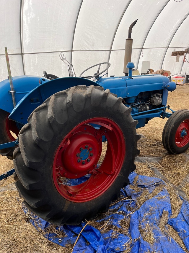 Ford Dexta Tractor Farming Equipment Napanee Kijiji