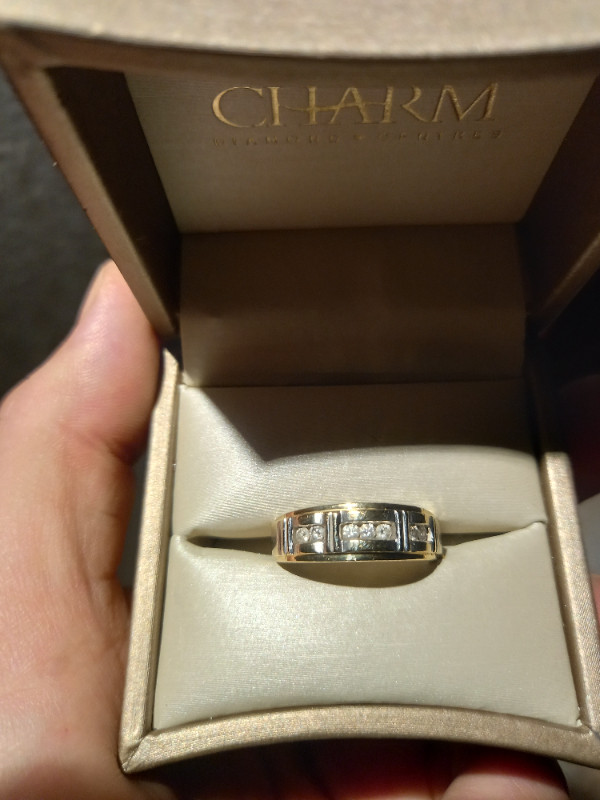 14k Yellow and White Gold Diamond ring in Jewellery & Watches in Chatham-Kent
