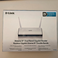 Router D-Link DIR-825