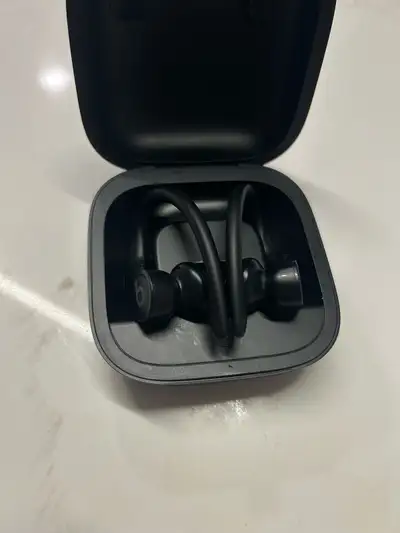 Powerbeats Pro V1, View more