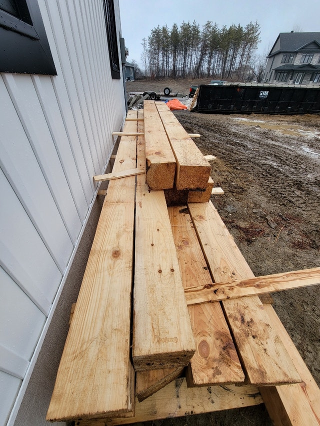 Rough Cut Pine timber beams or posts lot Other Ottawa Kijiji