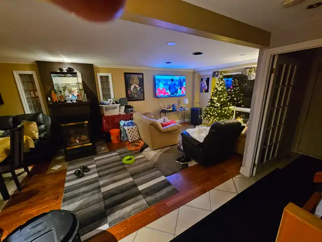 Room for rent in old Barrhaven for August 1. in Room Rentals & Roommates in Ottawa - Image 11