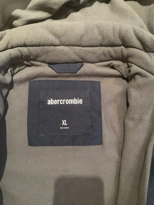 Abercrombie jacket boys in Kids & Youth in Laval / North Shore - Image 4