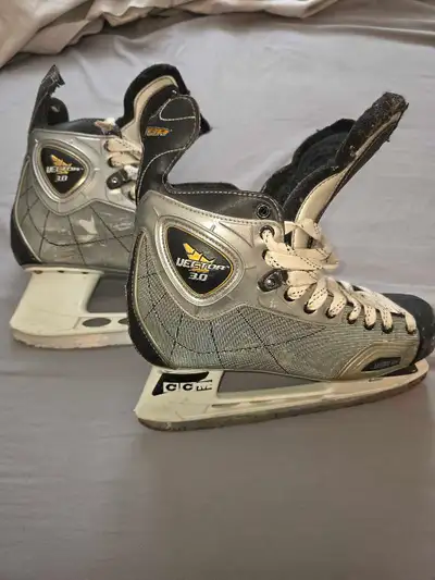CCM Vector 3.0 Hockey Skates Senior Size 10 D EU 44.5 Ice Skates, View more