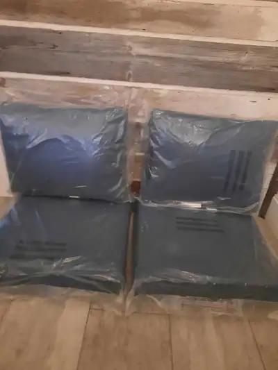 2 ens.coussins extérieur neufs pour fauteuils , View more