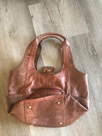 Leather purse - brown