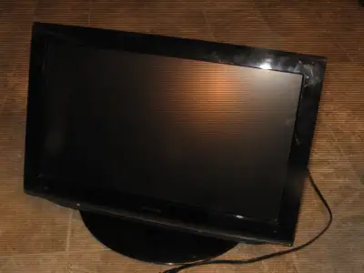 TOSHIBA LCD TD/DVD MODÈLE 22CV100C, View more