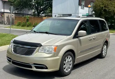 Here I have my mini van very nice car start and drive with no issues at all very clean inside and ou...