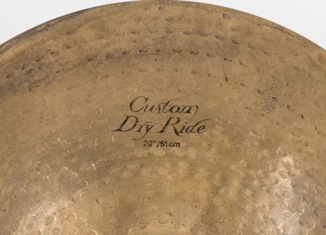 Zildjian 20" K Custom Dry Ride Cymbal (3006g) in Drums & Percussion in Windsor Region - Image 3