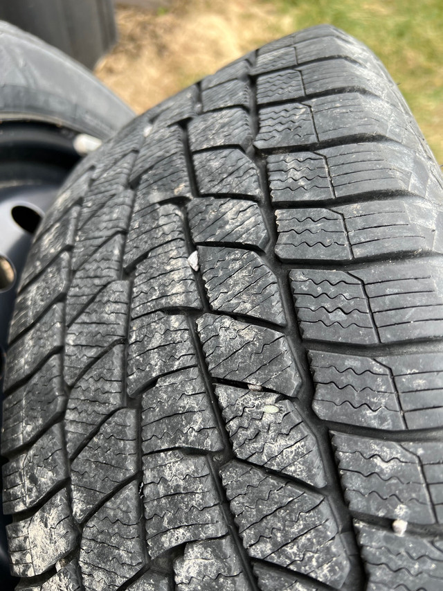 Snow Tires on Subaru Rims in Tires & Rims in Trenton - Image 2