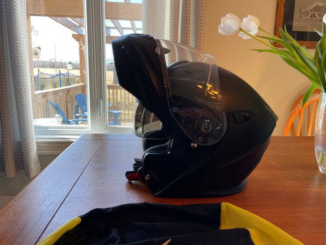 Scorpion EXO Modular Helmet Medium in Other in Gatineau - Image 4