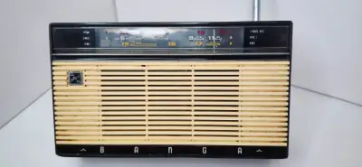 Russian Produced Banga AM/SW Radio from 1959........ Working, has new 9 volt Battery