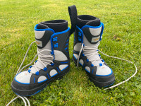 Lamar snowboard boots (size8)