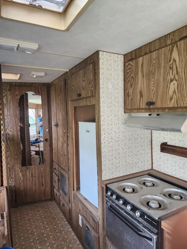 TAURUS TF 23ft Fleetwood 1984 VIN available upon request in Travel Trailers & Campers in Regina - Image 11