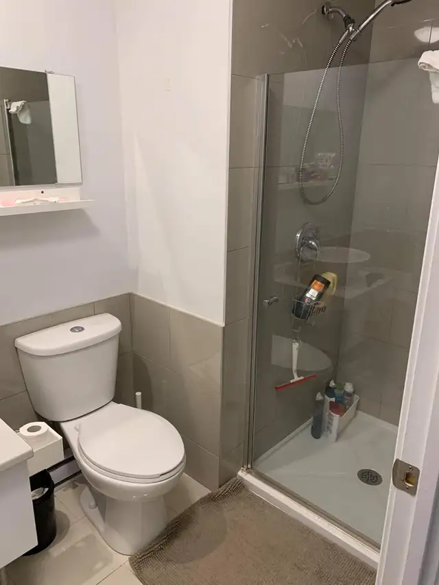 Colocation - 845$ in Room Rentals & Roommates in City of Montréal - Image 9