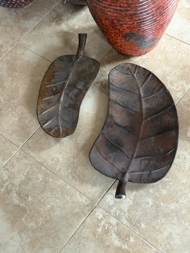 Decorative Vauses, some home decor in Home Décor & Accents in Calgary - Image 10