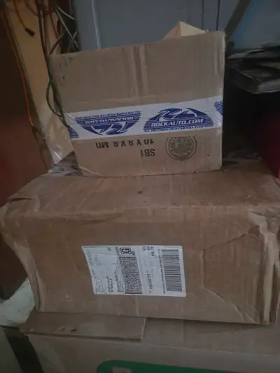Brand new in box been sittin a while but box never opened. Stored in dry location pads and rotor wer...