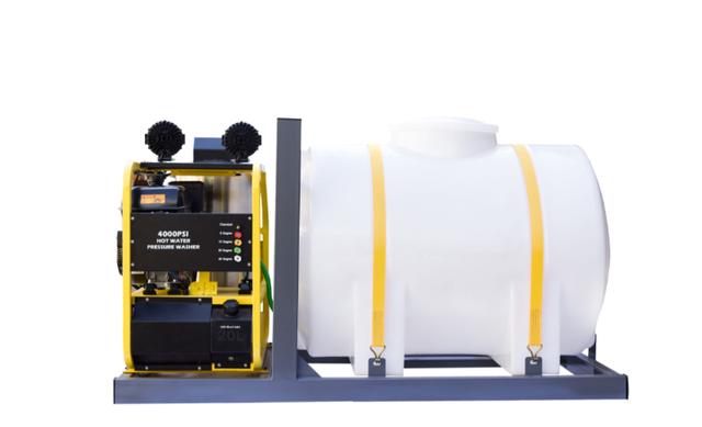 Laveuse à Pression à Eau Chaude avec Réservoir D'eau de 245 gal in Other in Longueuil / South Shore - Image 3