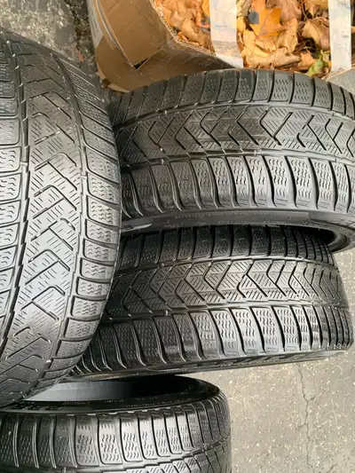 Four Pirelli Sottozero Series IlI winter tire set. Under good condition. Vehicle being sold recently...