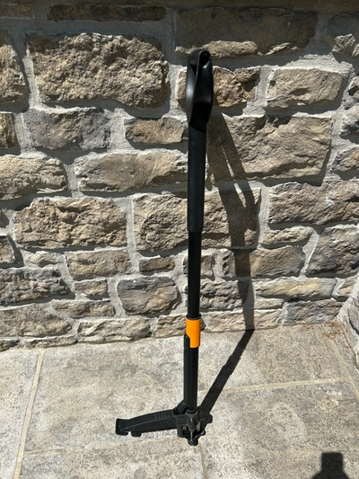 Fiskars Weed Puller - excellent condition, View more