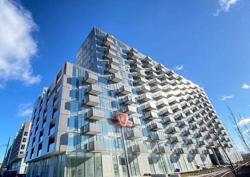 One Bedroom Condo for Rent Bright & Modern close to Yorkdale Long