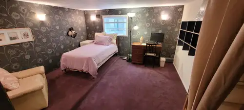 Fully furnished 1 bedroom for rent in South Granville Location: Near Granville St. and 45th Avenue i...