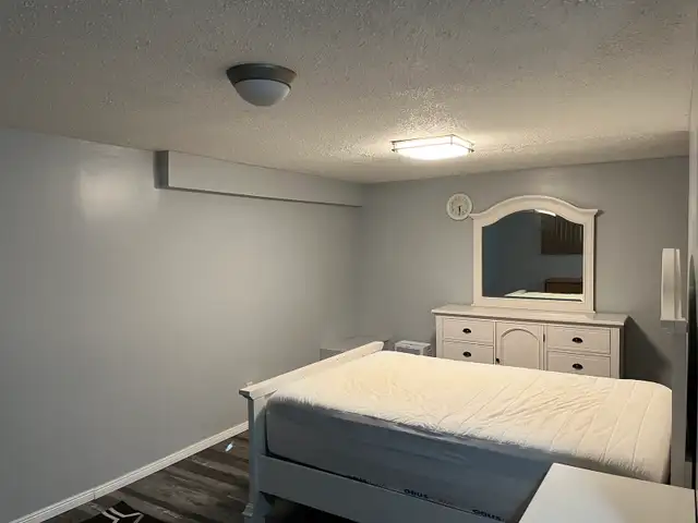 A bachelor for rent close to the U of M