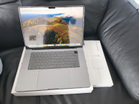 Macbook pro 16in 512gb M2 space grey + apple care plus 