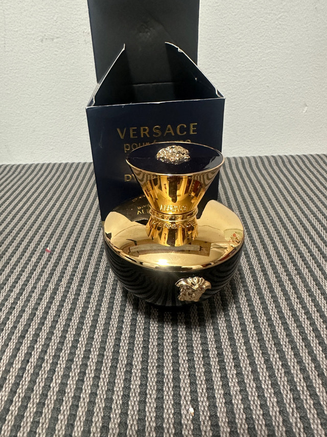 Versace perfume dans Autre  à Longueuil/Rive Sud - Image 2