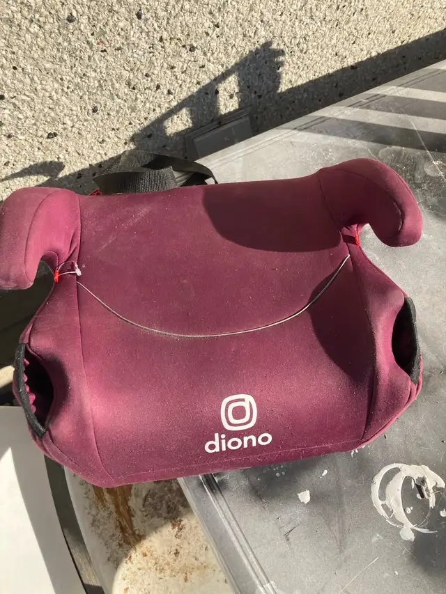 Diono Booster Seat in Strollers, Carriers & Car Seats in Edmonton - Image 2