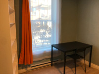 Private Room for Rent in Montreal (up to 3 months)