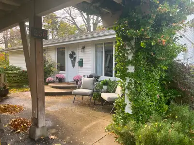SHORT TERM RENTAL (1-6 month with lease agreement and rental application). Fully furnished well main...