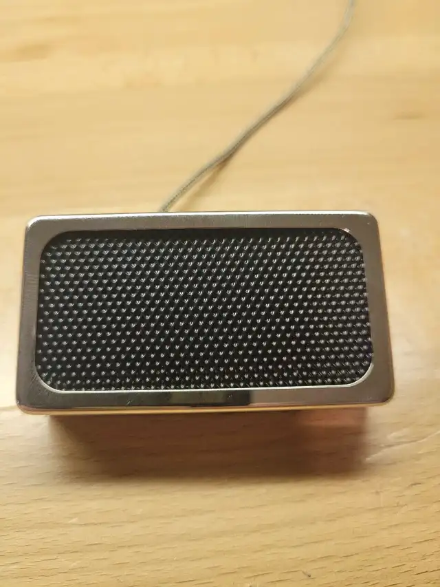Custom hand-wound pickups and pickup repairs in Guitars in Edmonton - Image 6