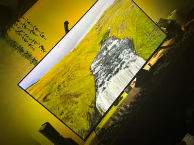2024 50” LG UHD 4K Smart TV + Govee LED Backlights , View more