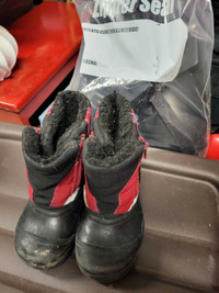 Kids white mountain  boots