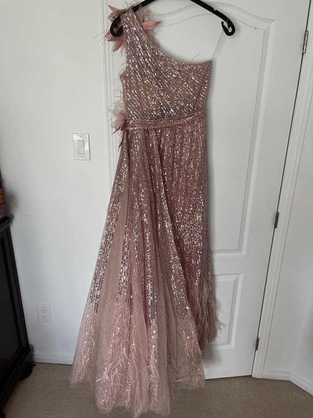 Rose gold prom dress/ evening gown  in Women's - Dresses & Skirts in Gatineau - Image 2