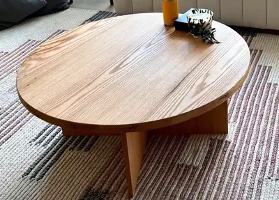If you are looking for a custom furniture piece, please reach out! I have some upcoming availabiliti...