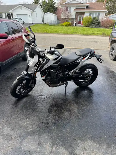 For sale - KTM Duke 690, 16,500km’s. just inspected. Very good condition. $4500. If the ad is up, it...
